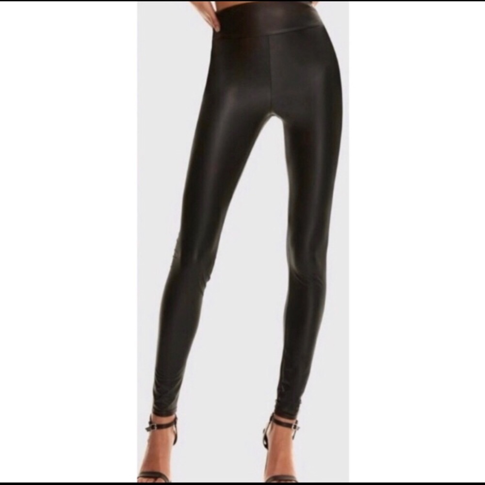 LAST 1❗️SALE❗️High waisted vegan leather leggings - Picture 2 of 5